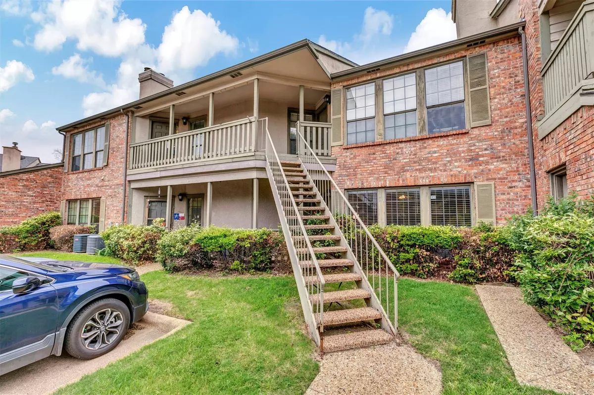 Plano, TX 75075,3101 Townbluff Drive #313