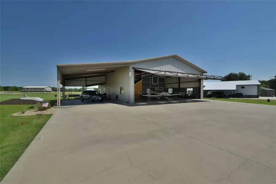 161 Private Road 7003, Wills Point, TX 75169