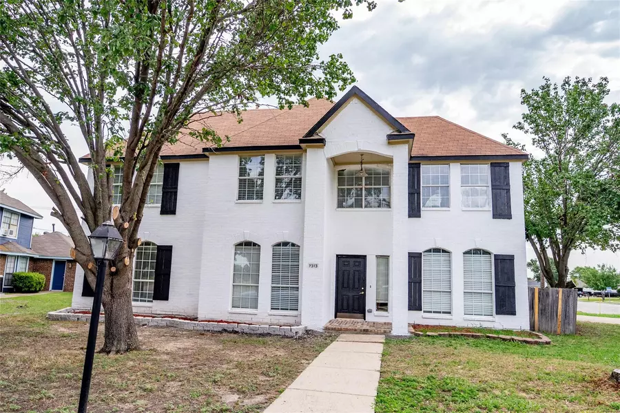 7313 Montego Drive, Rowlett, TX 75089