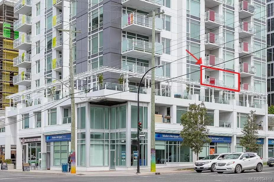 Victoria, BC V8V 3P6,1090 Johnson St #401