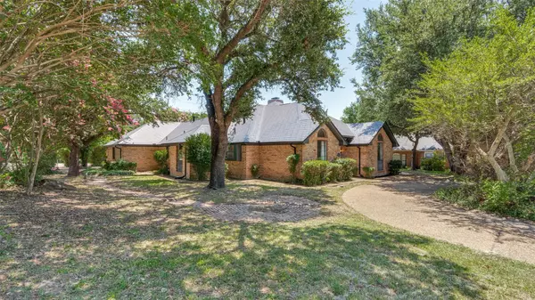 Desoto, TX 75115,1300 Mosslake Drive