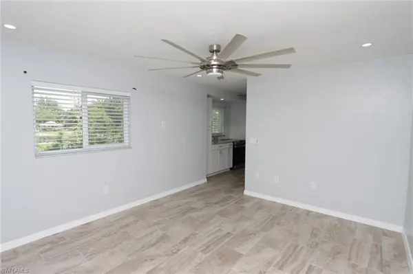 8109 Country RD #201, Fort Myers, FL 33919