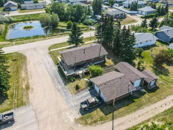 Elnora, AB T0M 0Y0,528 QUEEN ST