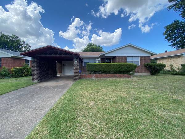 303 E Rio Grande Street, Garland, TX 75041