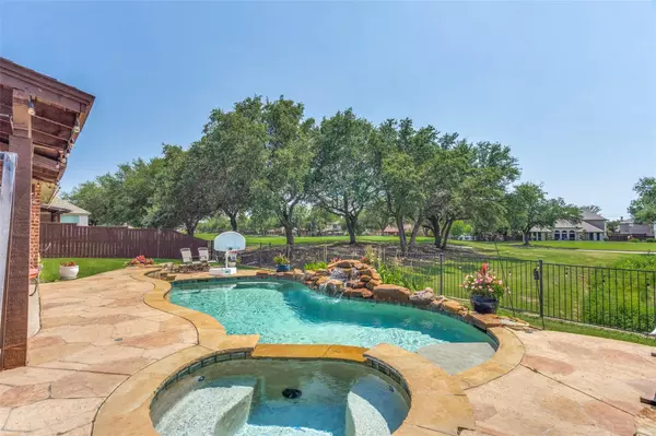 Frisco, TX 75035,5329 Golfside Drive