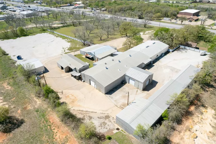 4805 E US Highway 377, Granbury, TX 76049