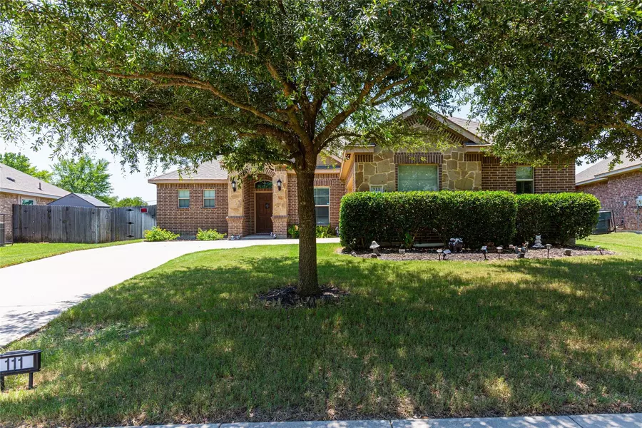 111 Whipperwill Way, Red Oak, TX 75154