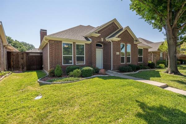 Irving, TX 75063,8632 Woodcreek Drive