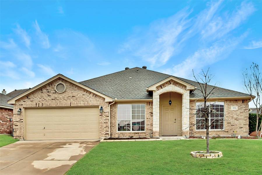 1024 Linden Drive, Burleson, TX 76028