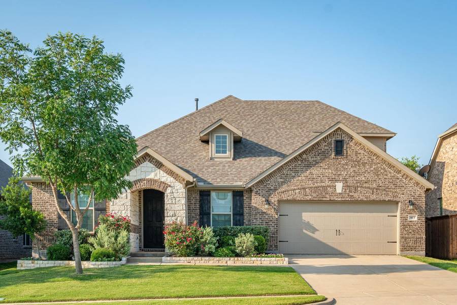 913 Navasota Trail, Mckinney, TX 75071