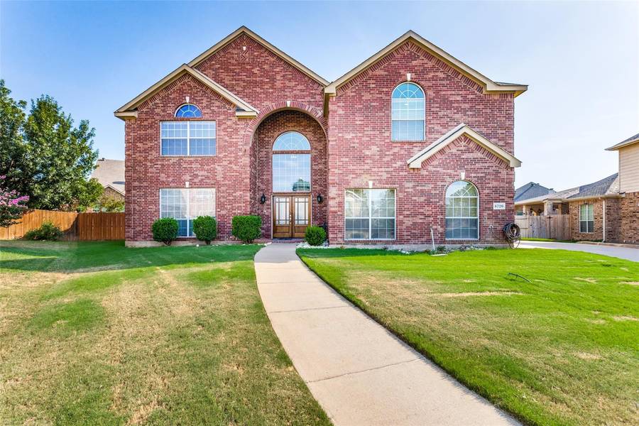 8720 Windblow Court, Fort Worth, TX 76123