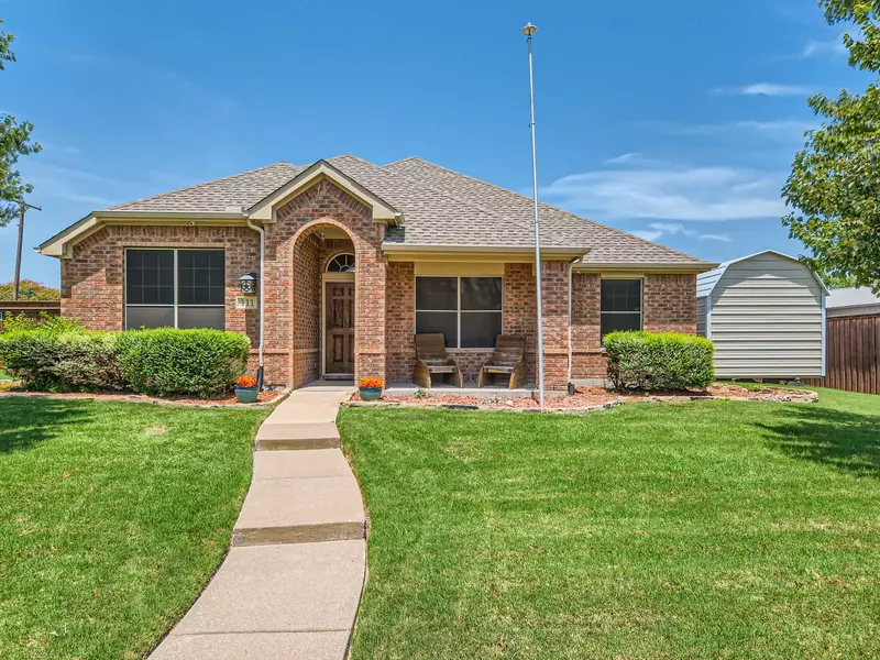 111 Forestbrook Drive, Wylie, TX 75098