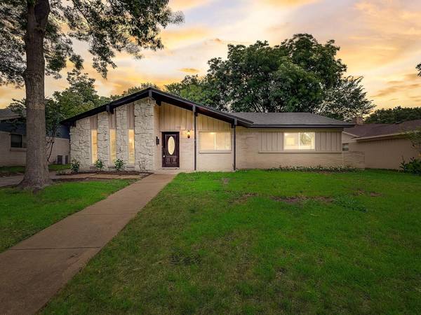 726 Loganwood Avenue, Richardson, TX 75080