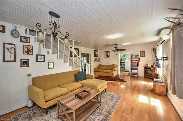 Labelle, FL 33935,210 Campbell ST