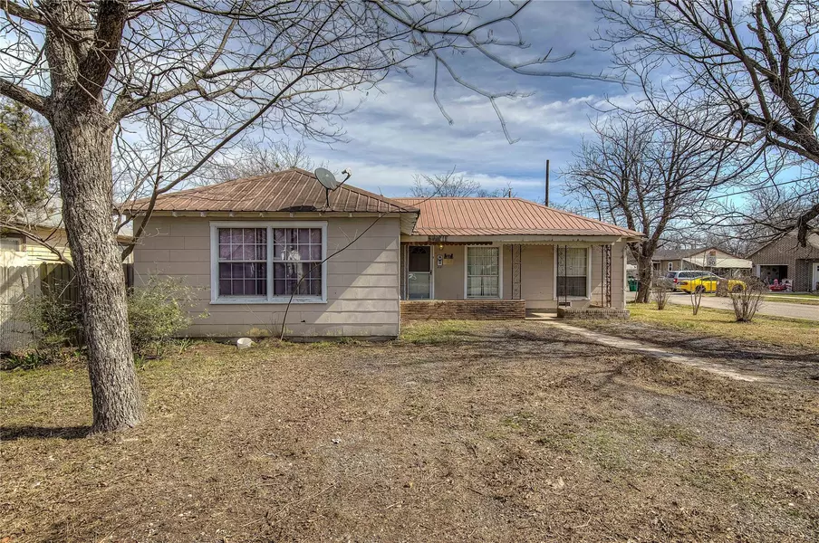 1829 Wellington Street, Greenville, TX 75401