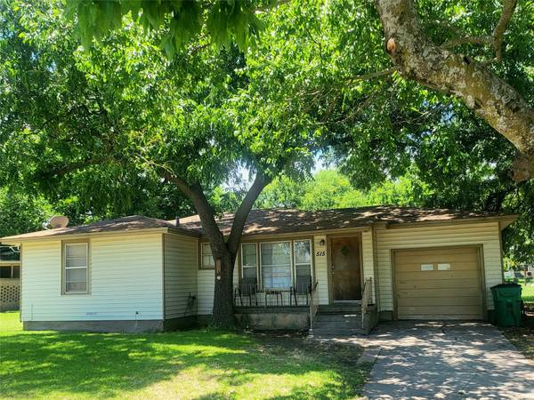 515 N Hickory Street, Muenster, TX 76252