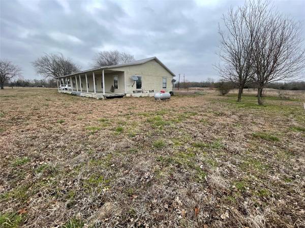 9411 Farm Road 137, Paris, TX 75460