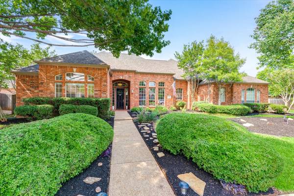 1304 Normandy Drive, Southlake, TX 76092