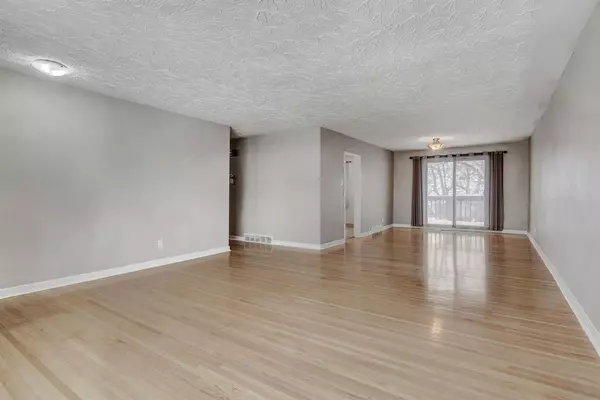 Calgary, AB T3E 3M9,3711 42 ST SW