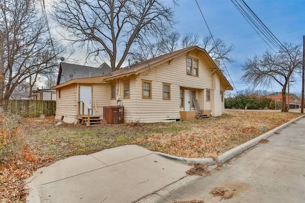 432 N Denton Street,  Gainesville,  TX 76240