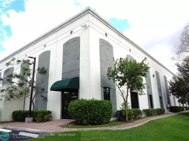 Sunrise, FL 33323,1351 Sawgrass Corporate Pkwy  #104