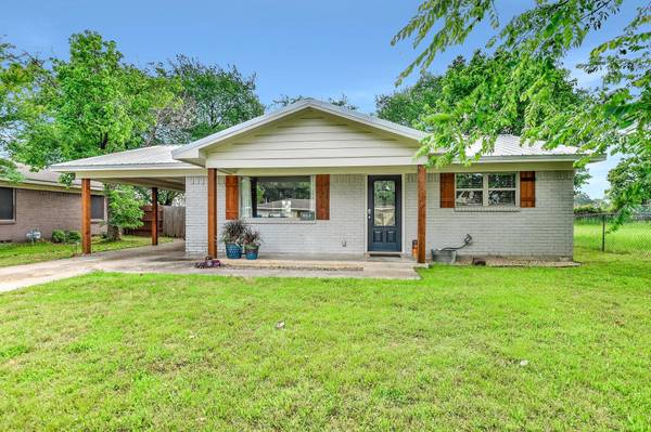 603 Summit Avenue, Collinsville, TX 76233