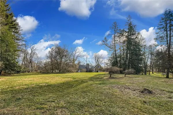 Lower Saucon Twp, PA 18015,1655 White Acre Drive