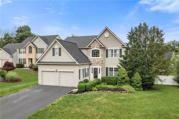 7040 Maple Court, Upper Saucon Twp, PA 18036