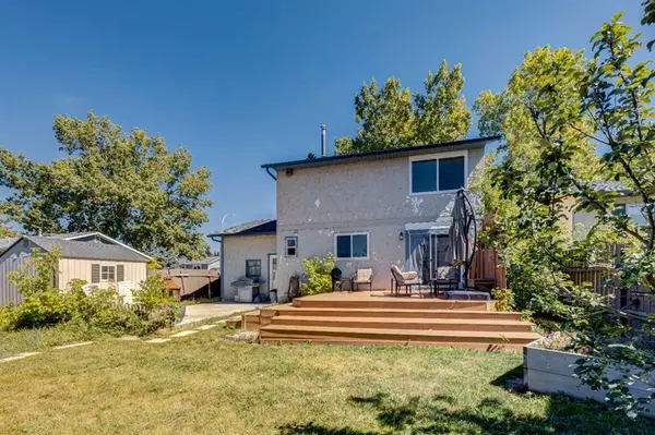 Airdrie, AB T4B1H9,76 Alder CRES SE