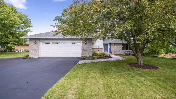 3041 N Silver Ridge, Oregon, IL 61061