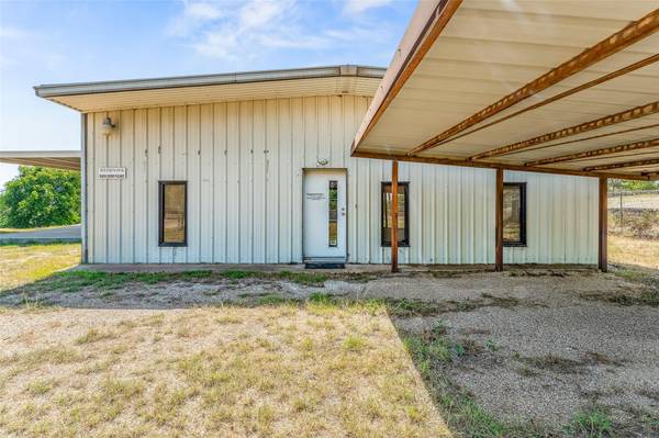 Granbury, TX 76048,3230 Oak Trail Drive