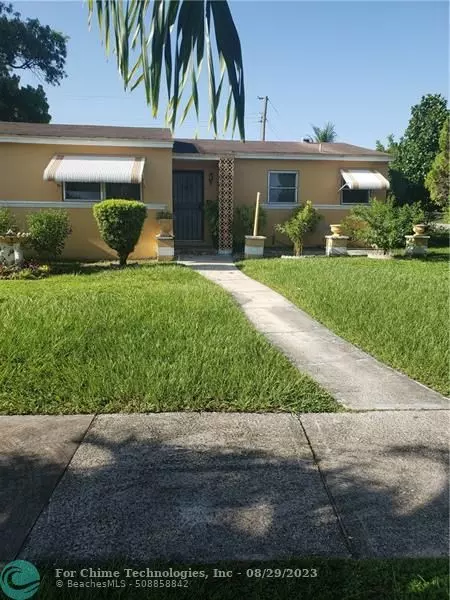 2470 NW 180th Ter, Miami Gardens, FL 33056