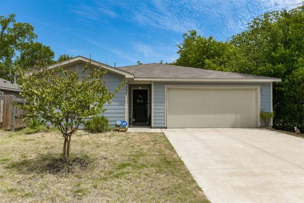 5237 Velma Drive,  Fort Worth,  TX 76105