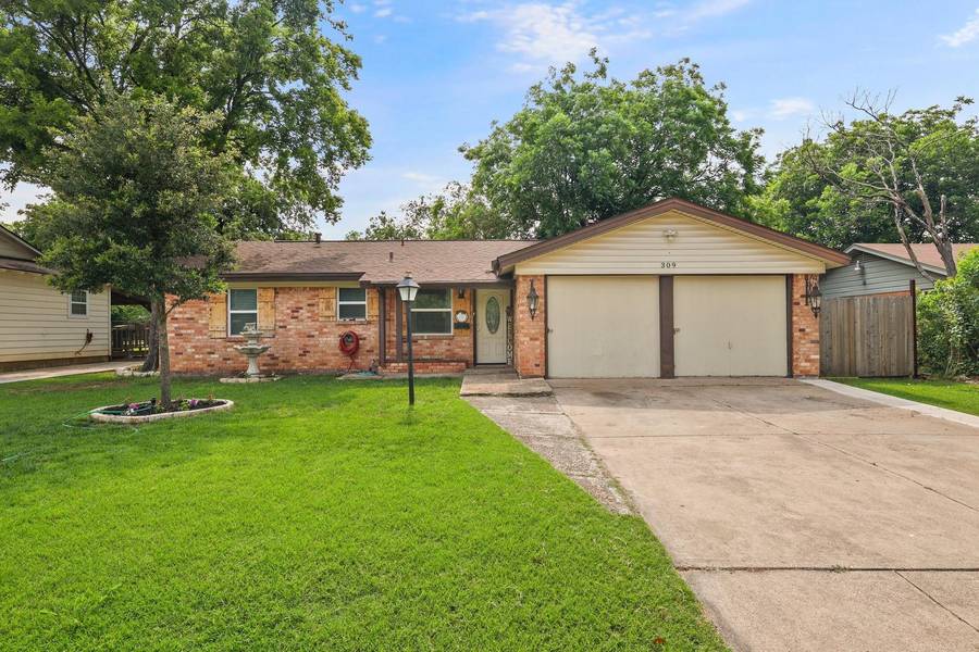 309 Mccurdy Street, Crowley, TX 76036