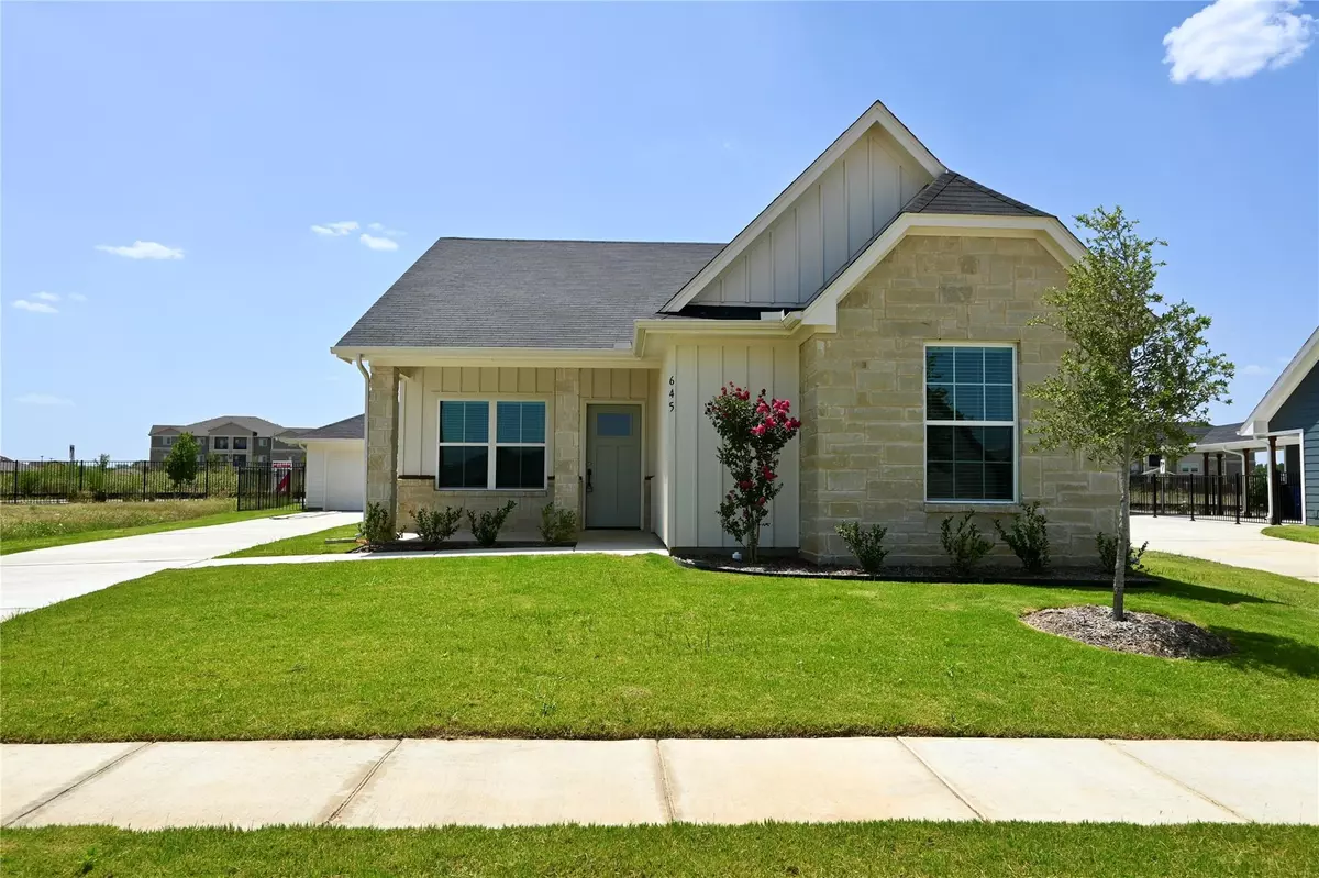 Burleson, TX 76028,645 Charlotte Lane