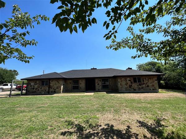 3400 Brett Jackson Drive,  Crowley,  TX 76036