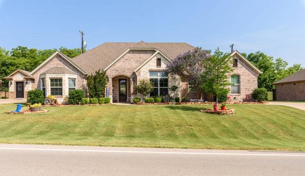 10509 Ravenswood Road, Granbury, TX 76049