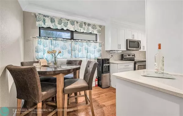 Coral Springs, FL 33071,2081 Coral Ridge Dr #N-301