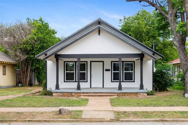 1510 Avenue D, Brownwood, TX 76801