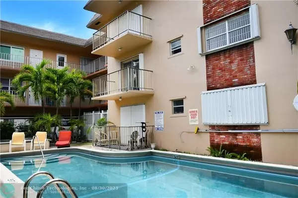 Hollywood, FL 33020,1840 Dewey St  #102