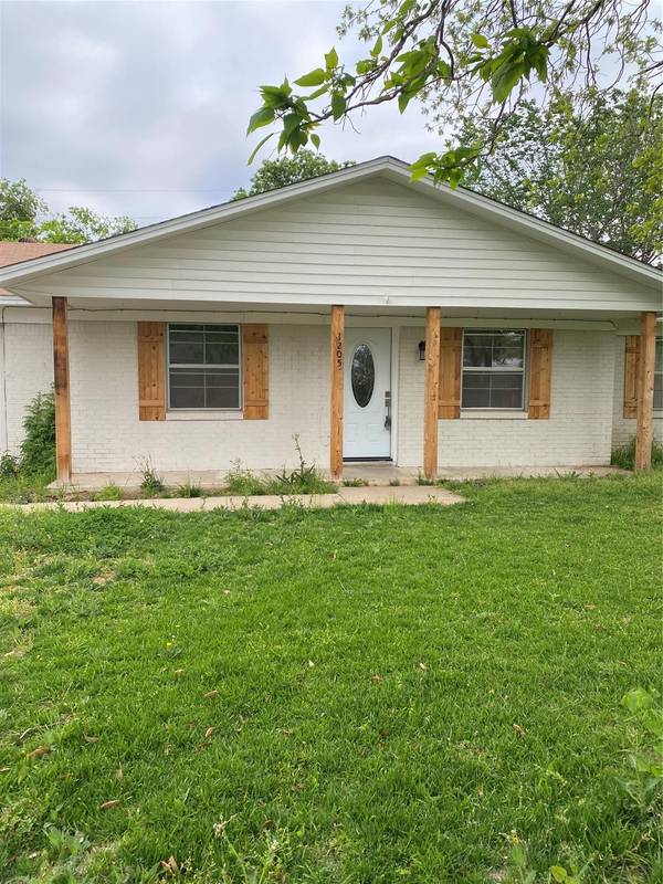 1205 SE 21st Street,  Mineral Wells,  TX 76067