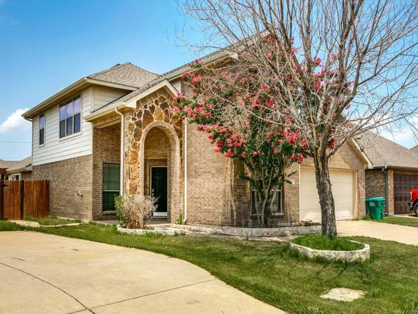 1121 Raleigh Path Road, Denton, TX 76208