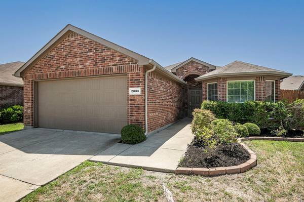 2035 Karsen Lane, Heartland, TX 75126