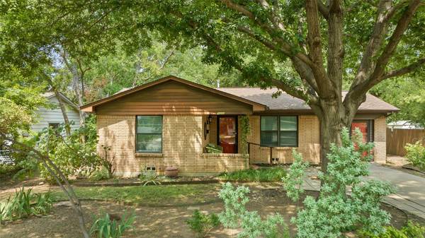 1405 Anna Street, Denton, TX 76201