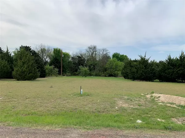 113 E Woodell Drive, Glenn Heights, TX 75154