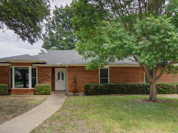 1113 Valerie Drive, Cedar Hill, TX 75104