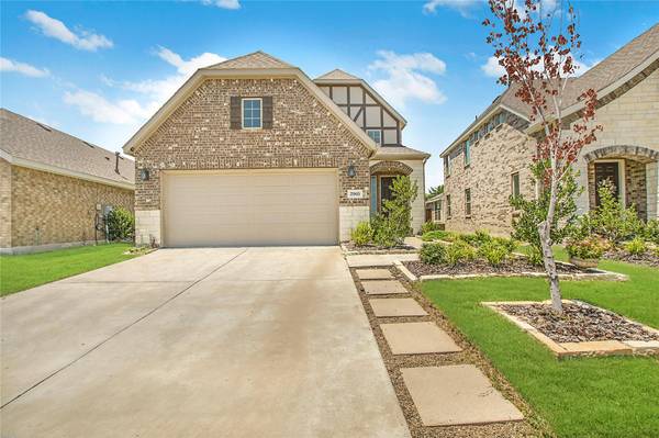 2905 Hobby Drive, Forney, TX 75126