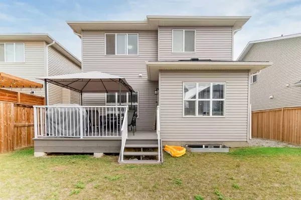 Airdrie, AB T4B3V6,33 Baywater LN SW