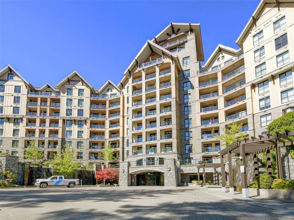 1400 Lynburne Pl #707, Langford, BC V9B 0A4
