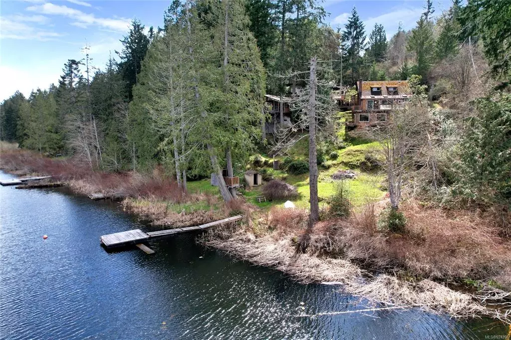 Salt Spring, BC V8K 2R3,526 Horel Rd